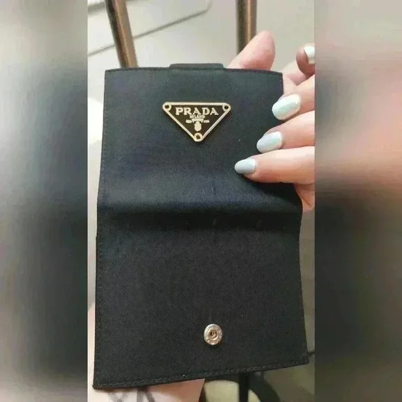 SALE Vintage Prada card holder repaired in good condition - Picture 5 of 5